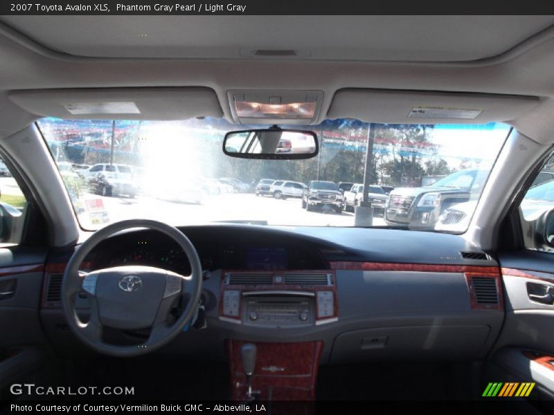 Phantom Gray Pearl / Light Gray 2007 Toyota Avalon XLS