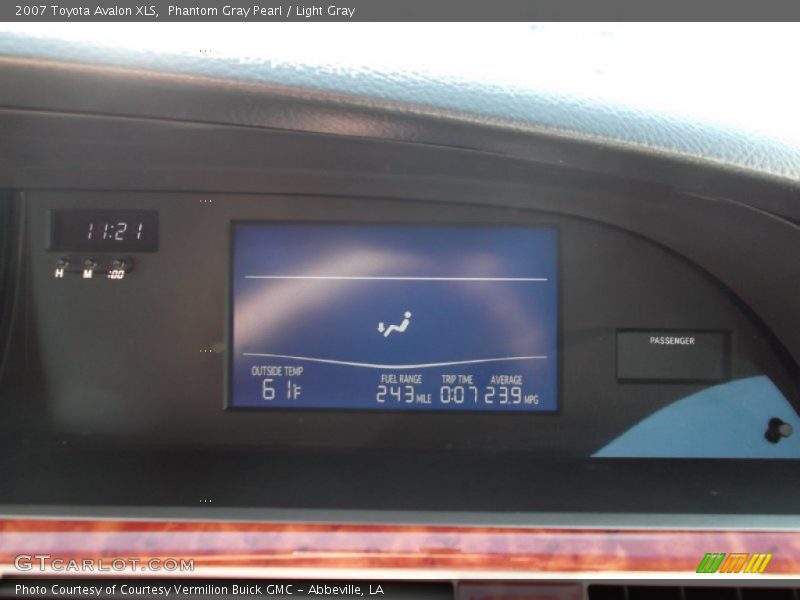 Phantom Gray Pearl / Light Gray 2007 Toyota Avalon XLS