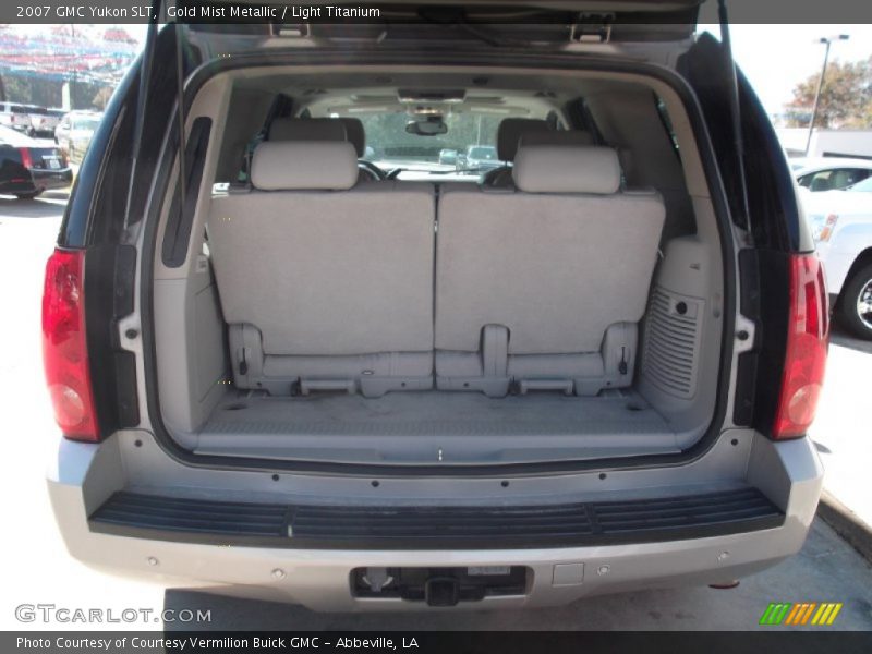 Gold Mist Metallic / Light Titanium 2007 GMC Yukon SLT