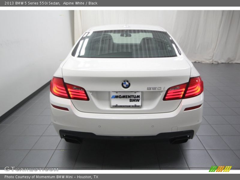 Alpine White / Black 2013 BMW 5 Series 550i Sedan