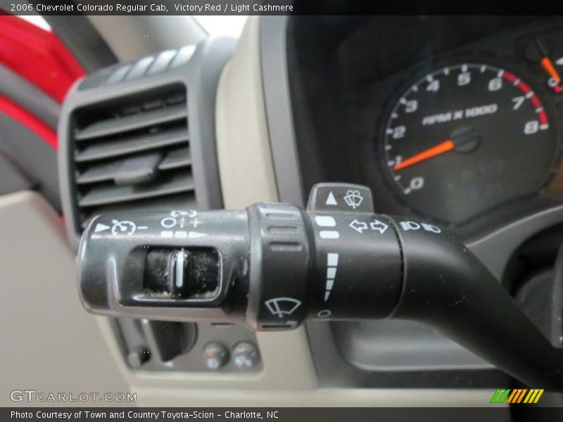 Victory Red / Light Cashmere 2006 Chevrolet Colorado Regular Cab