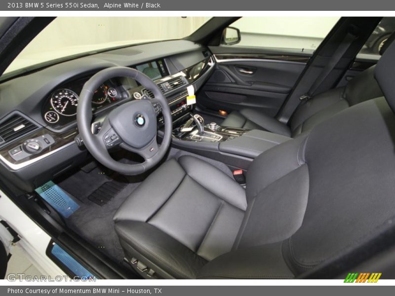Alpine White / Black 2013 BMW 5 Series 550i Sedan