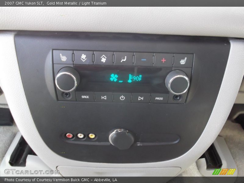 Gold Mist Metallic / Light Titanium 2007 GMC Yukon SLT
