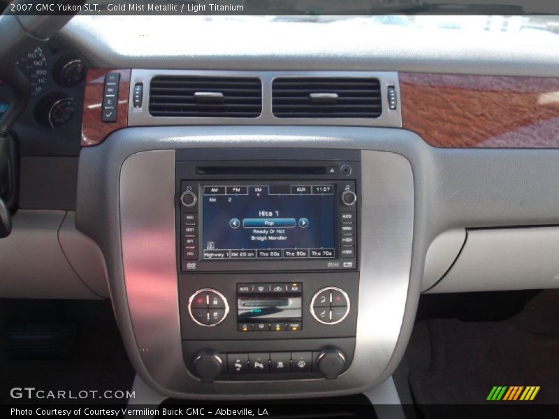 Gold Mist Metallic / Light Titanium 2007 GMC Yukon SLT