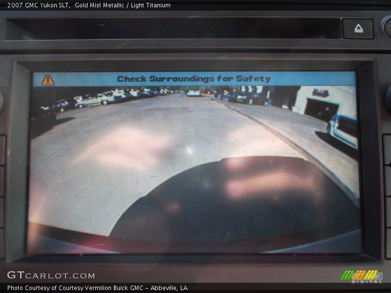 Gold Mist Metallic / Light Titanium 2007 GMC Yukon SLT