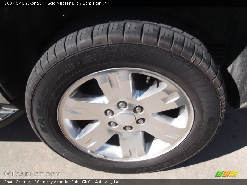 Gold Mist Metallic / Light Titanium 2007 GMC Yukon SLT