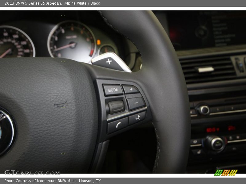 Alpine White / Black 2013 BMW 5 Series 550i Sedan