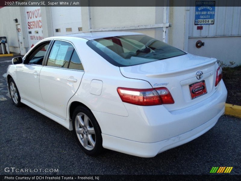 Super White / Ash 2007 Toyota Camry SE