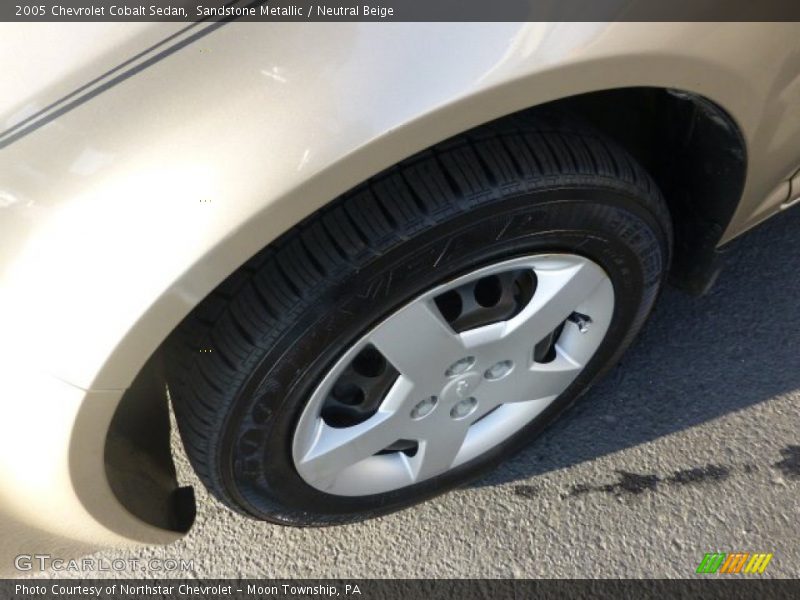 Sandstone Metallic / Neutral Beige 2005 Chevrolet Cobalt Sedan