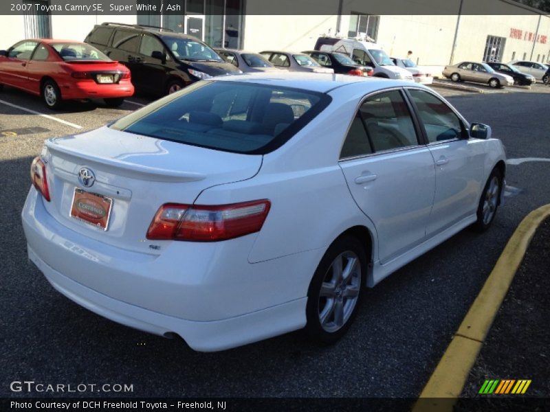 Super White / Ash 2007 Toyota Camry SE