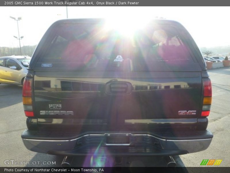 Onyx Black / Dark Pewter 2005 GMC Sierra 1500 Work Truck Regular Cab 4x4
