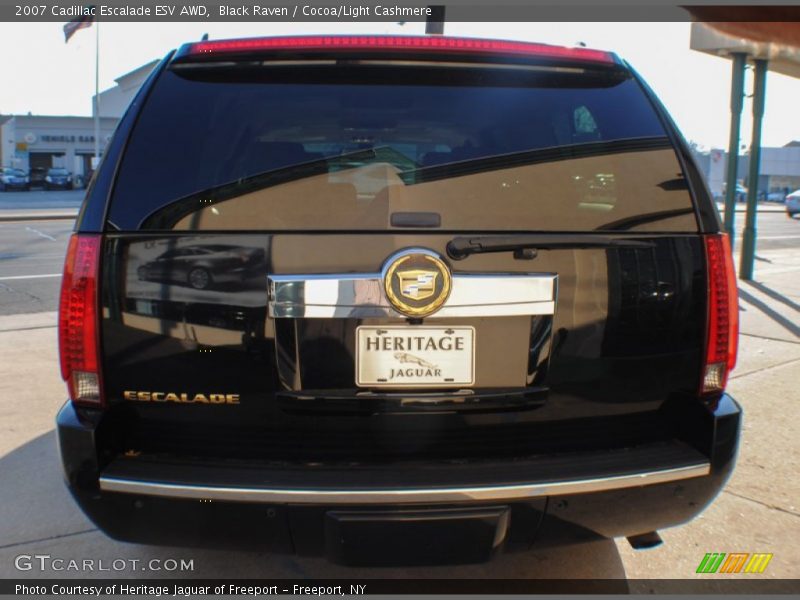 Black Raven / Cocoa/Light Cashmere 2007 Cadillac Escalade ESV AWD