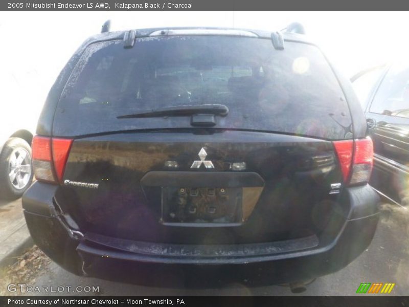 Kalapana Black / Charcoal 2005 Mitsubishi Endeavor LS AWD
