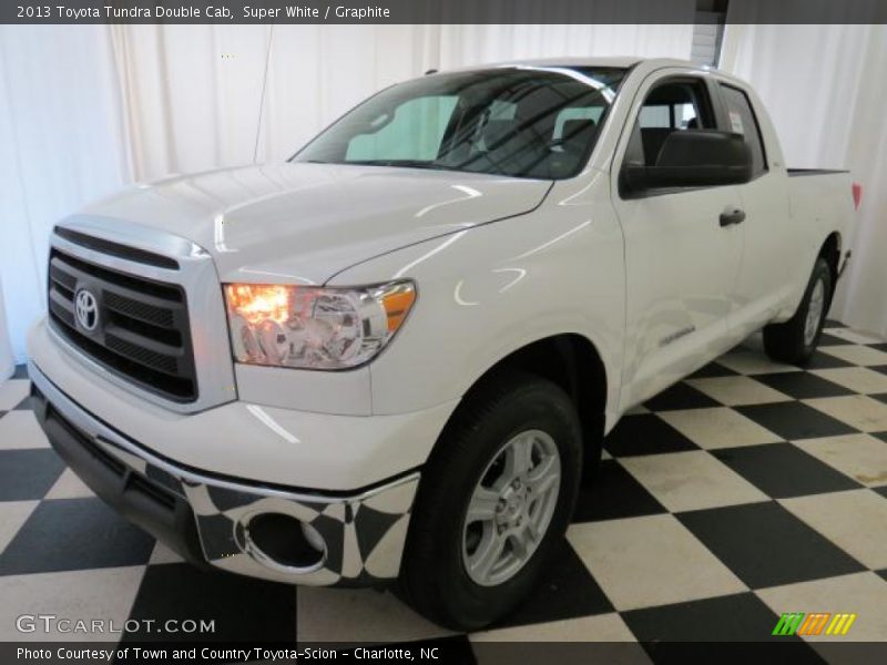 Super White / Graphite 2013 Toyota Tundra Double Cab