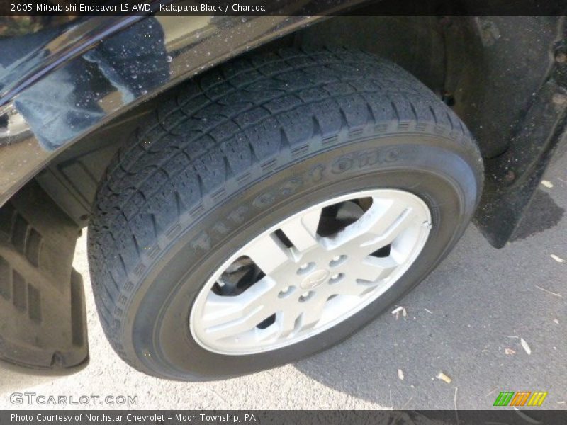 Kalapana Black / Charcoal 2005 Mitsubishi Endeavor LS AWD
