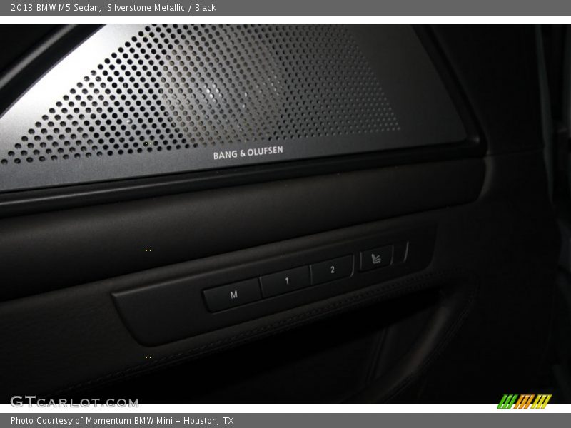 Audio System of 2013 M5 Sedan