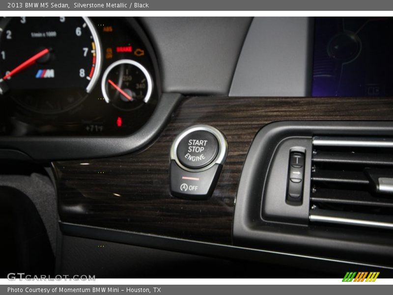 Controls of 2013 M5 Sedan