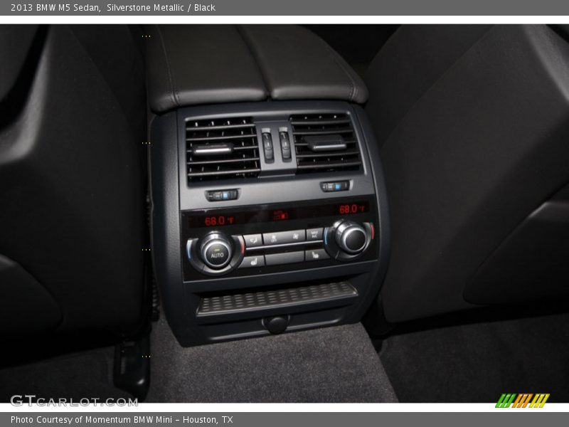 Controls of 2013 M5 Sedan