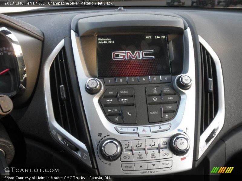 Champagne Silver Metallic / Jet Black 2013 GMC Terrain SLE