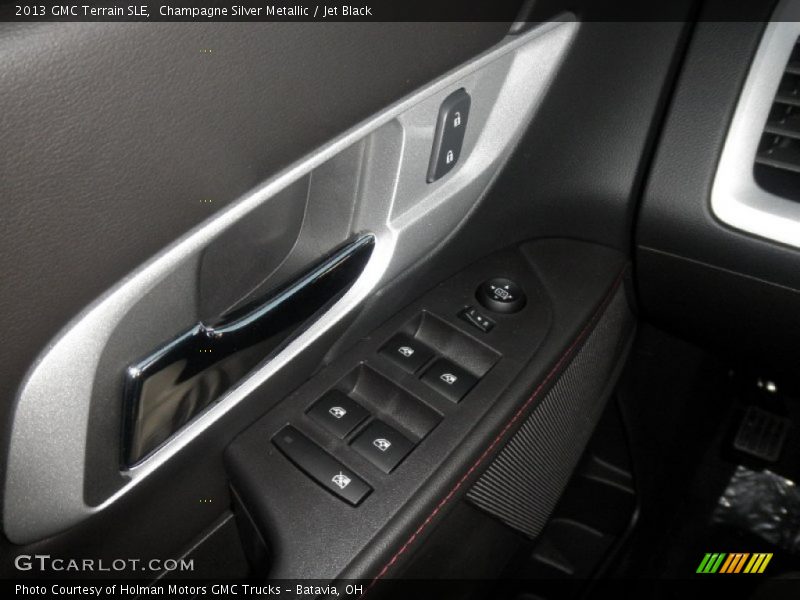 Champagne Silver Metallic / Jet Black 2013 GMC Terrain SLE