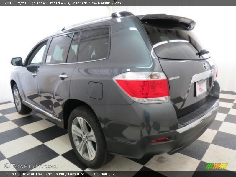 Magnetic Gray Metallic / Ash 2013 Toyota Highlander Limited 4WD