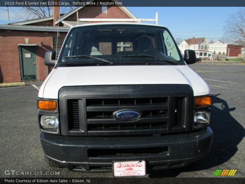 Oxford White / Medium Flint 2010 Ford E Series Van E250 Cargo