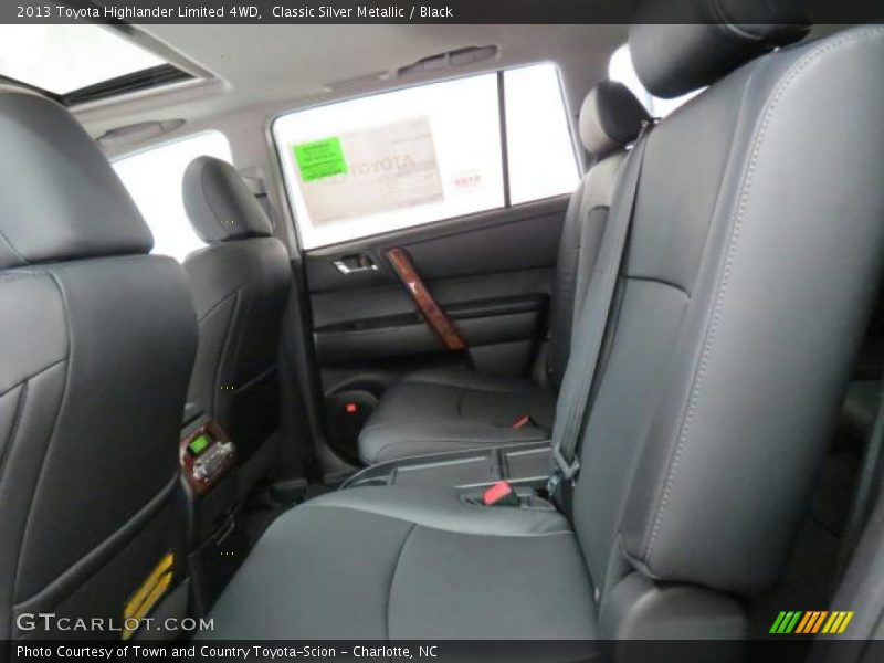 Classic Silver Metallic / Black 2013 Toyota Highlander Limited 4WD