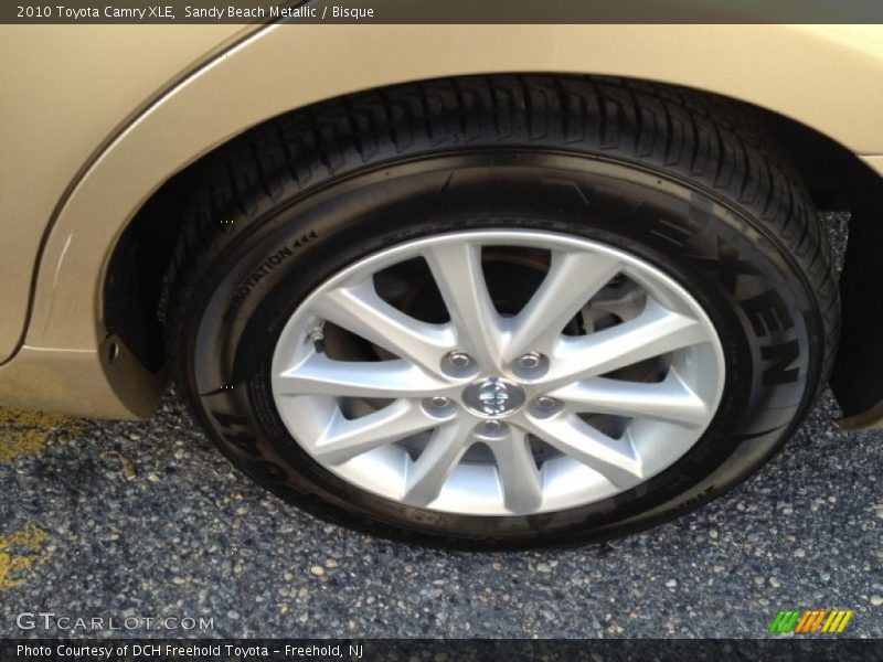 Sandy Beach Metallic / Bisque 2010 Toyota Camry XLE