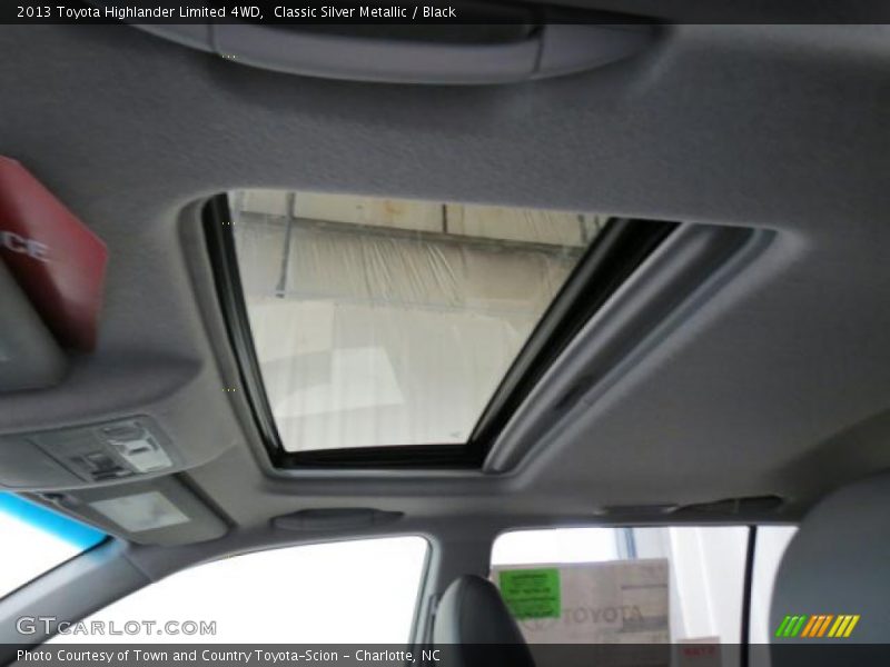 Classic Silver Metallic / Black 2013 Toyota Highlander Limited 4WD