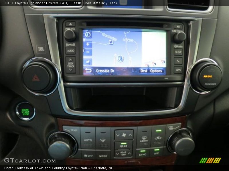 Classic Silver Metallic / Black 2013 Toyota Highlander Limited 4WD