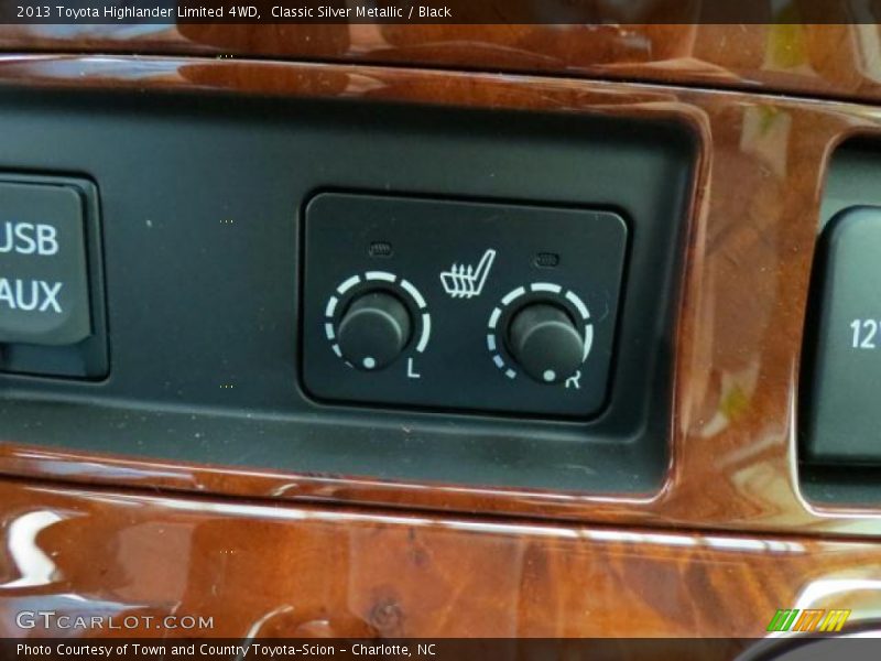 Classic Silver Metallic / Black 2013 Toyota Highlander Limited 4WD