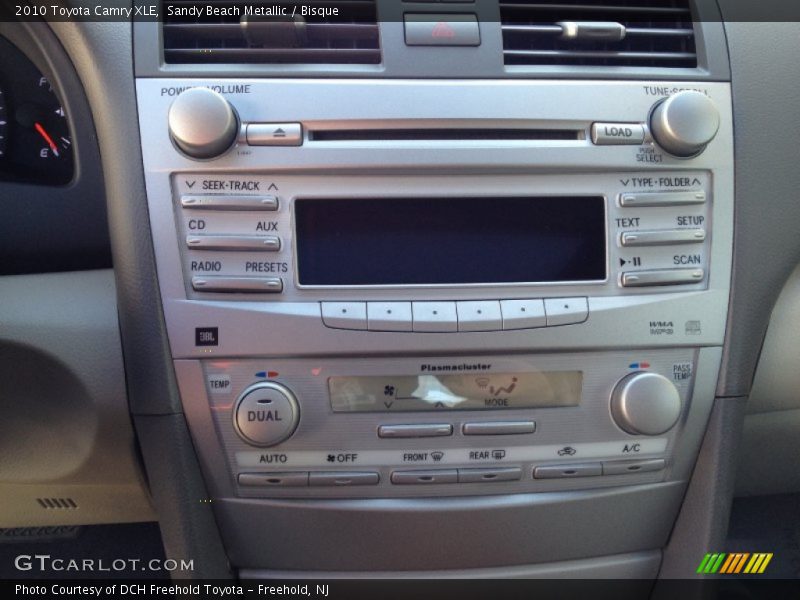 Sandy Beach Metallic / Bisque 2010 Toyota Camry XLE