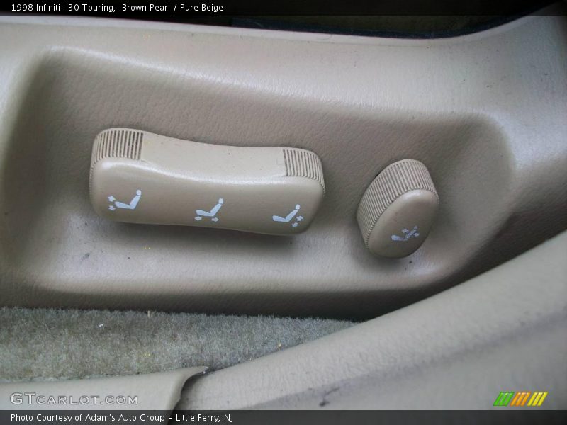Brown Pearl / Pure Beige 1998 Infiniti I 30 Touring