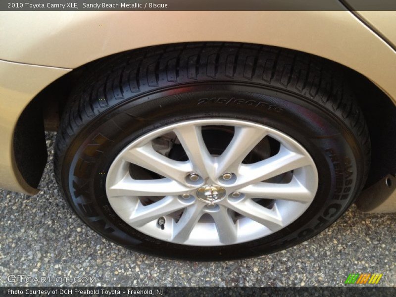 Sandy Beach Metallic / Bisque 2010 Toyota Camry XLE