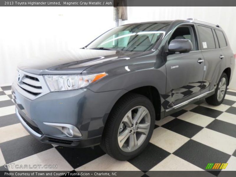 Magnetic Gray Metallic / Ash 2013 Toyota Highlander Limited