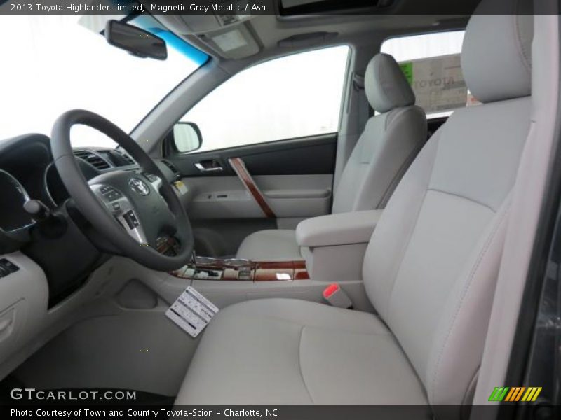 Magnetic Gray Metallic / Ash 2013 Toyota Highlander Limited