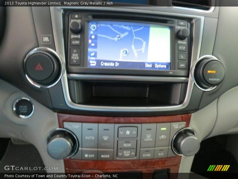 Magnetic Gray Metallic / Ash 2013 Toyota Highlander Limited