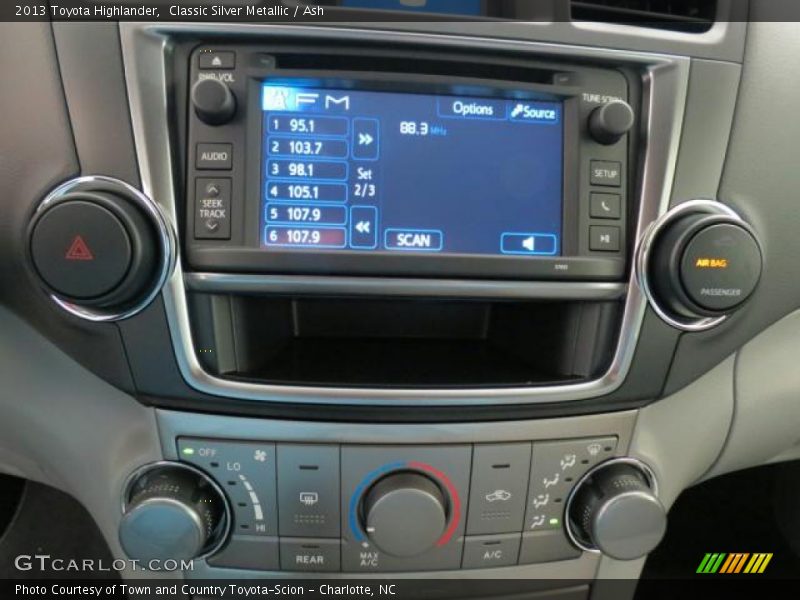 Classic Silver Metallic / Ash 2013 Toyota Highlander