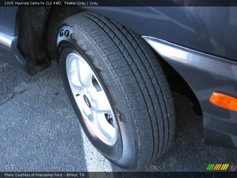 Pewter Gray / Gray 2005 Hyundai Santa Fe GLS 4WD