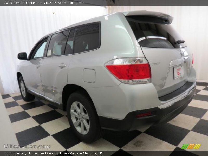 Classic Silver Metallic / Ash 2013 Toyota Highlander