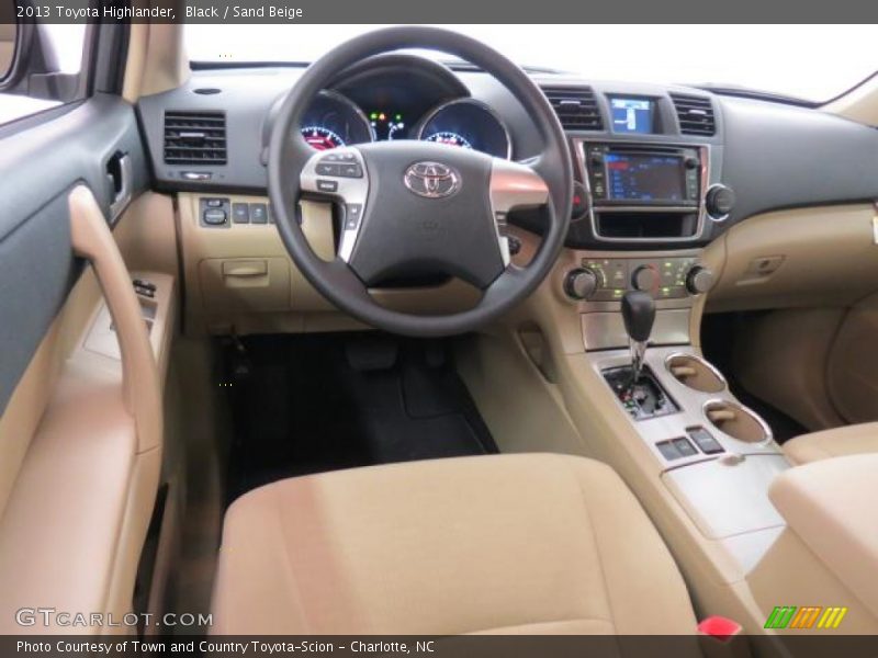 Black / Sand Beige 2013 Toyota Highlander