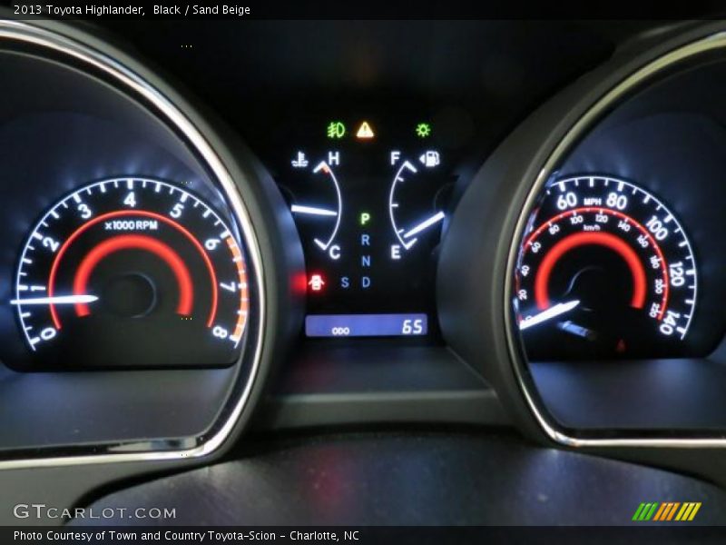 Black / Sand Beige 2013 Toyota Highlander