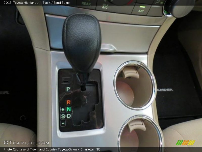 Black / Sand Beige 2013 Toyota Highlander