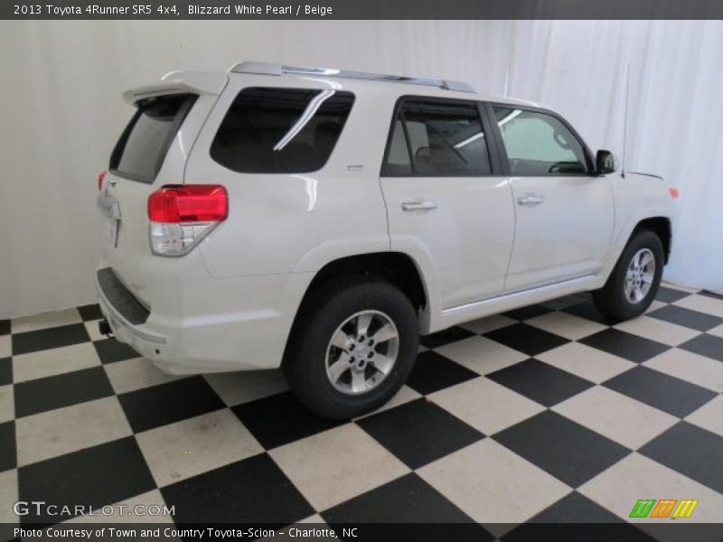 Blizzard White Pearl / Beige 2013 Toyota 4Runner SR5 4x4