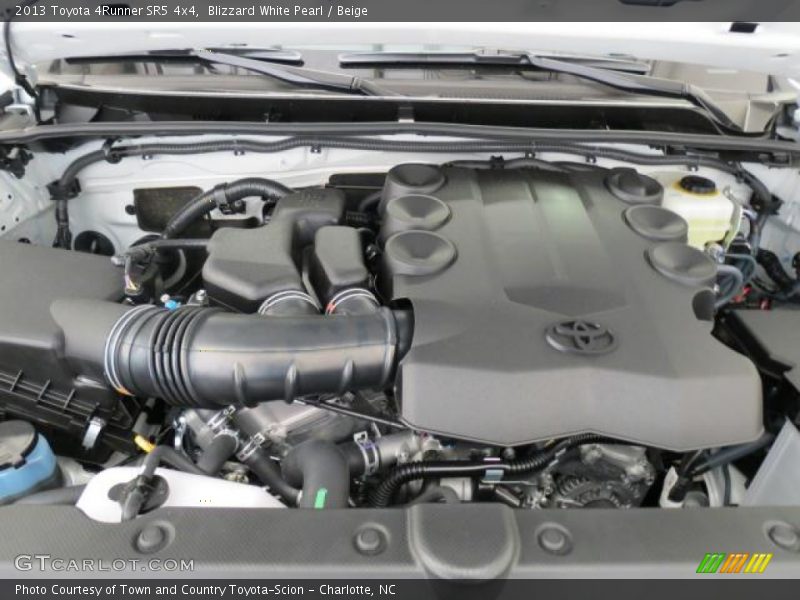 Blizzard White Pearl / Beige 2013 Toyota 4Runner SR5 4x4