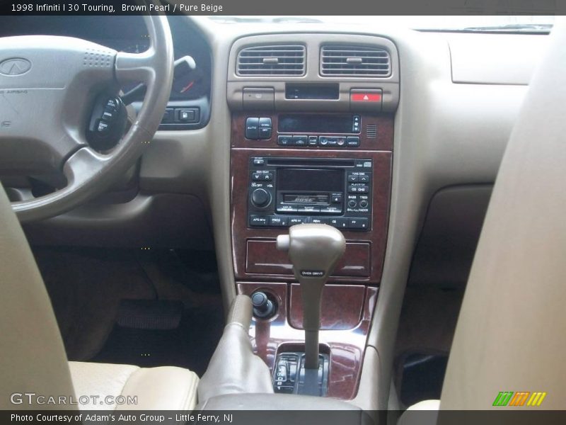 Brown Pearl / Pure Beige 1998 Infiniti I 30 Touring