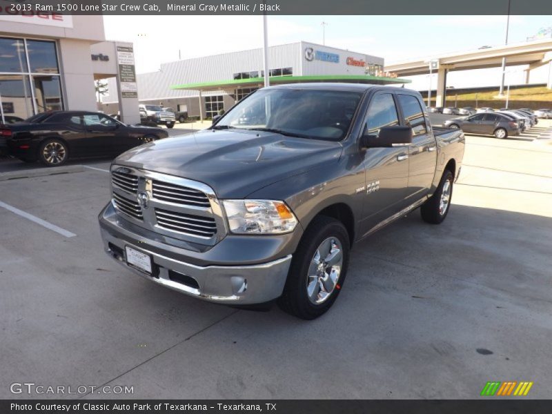Mineral Gray Metallic / Black 2013 Ram 1500 Lone Star Crew Cab