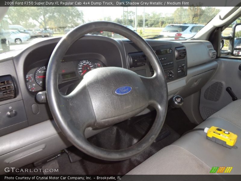  2006 F350 Super Duty XL Regular Cab 4x4 Dump Truck Medium Flint Interior