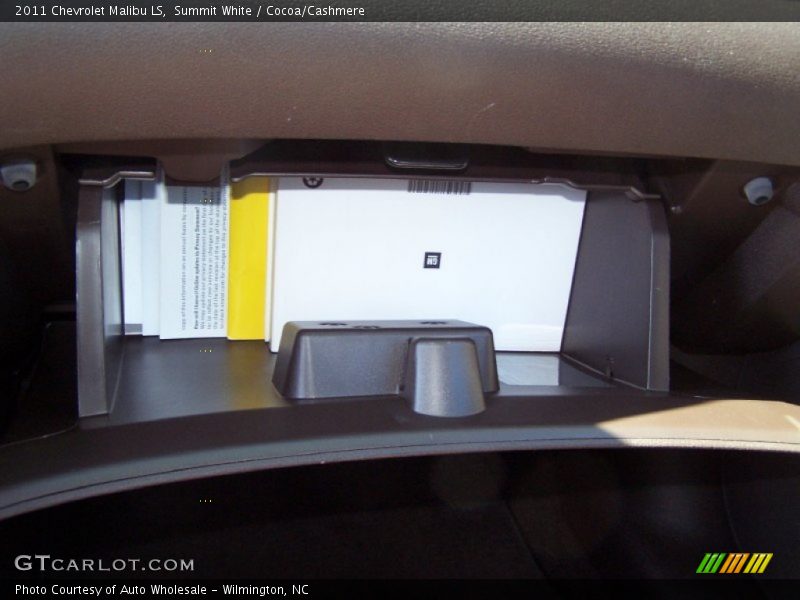 Summit White / Cocoa/Cashmere 2011 Chevrolet Malibu LS