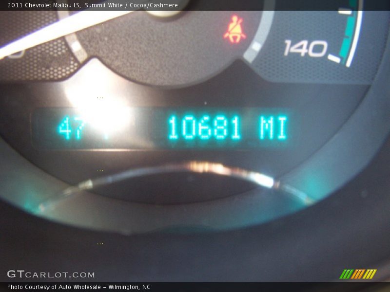 Summit White / Cocoa/Cashmere 2011 Chevrolet Malibu LS